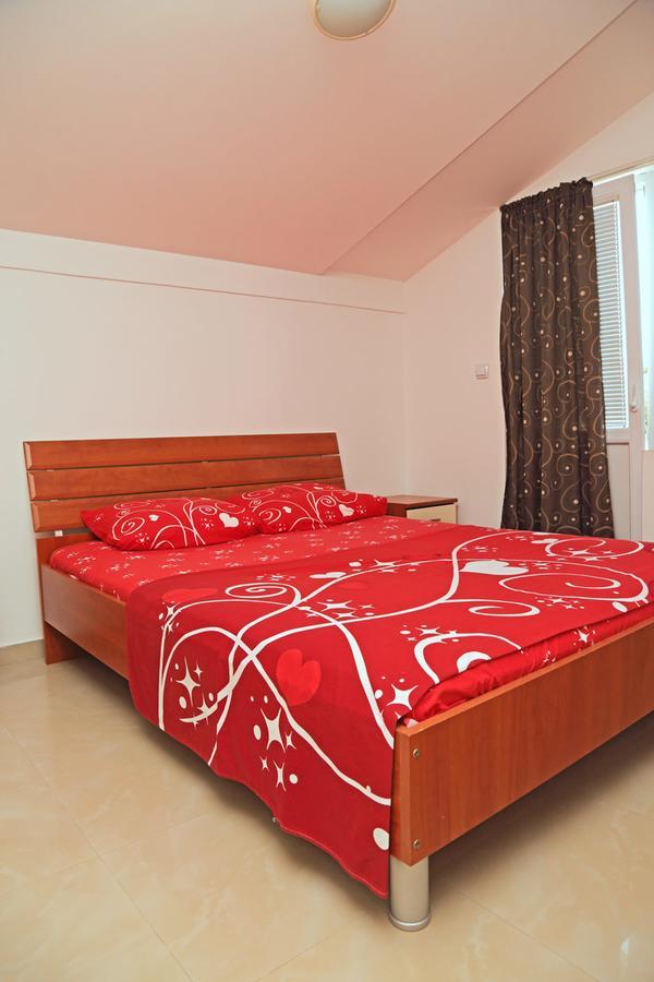 Apartmani Irena Петровац Экстерьер фото